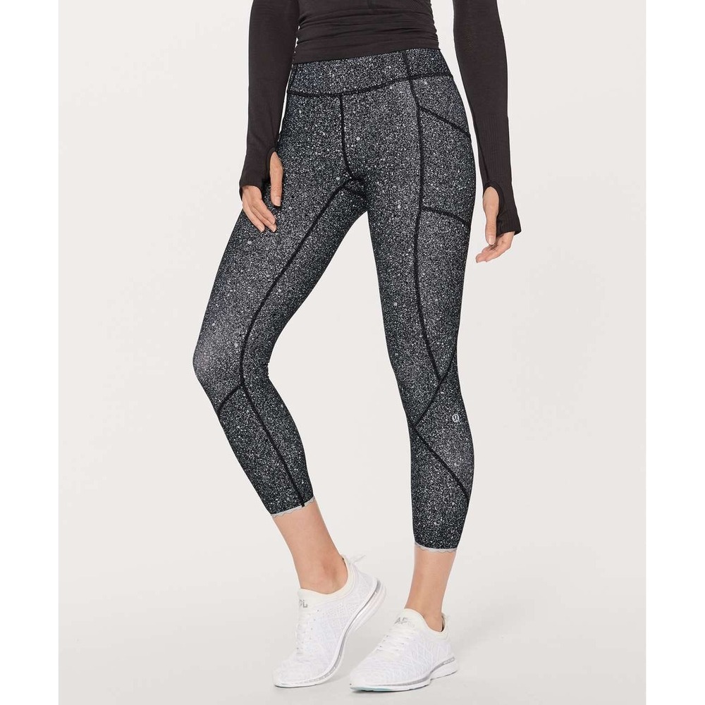 EUC Lululemon Speed Up Tight Size 6 Black White Speckled High Rise Leggings